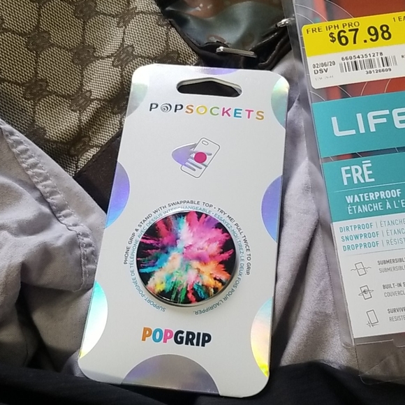 Brand new iPhone 11pro  max case and popsocket - Picture 2 of 3